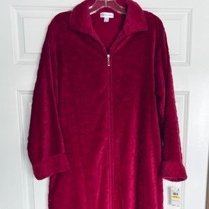 MISS ELAINE Women's Long Classic Zip-Up Robe NWT Size M